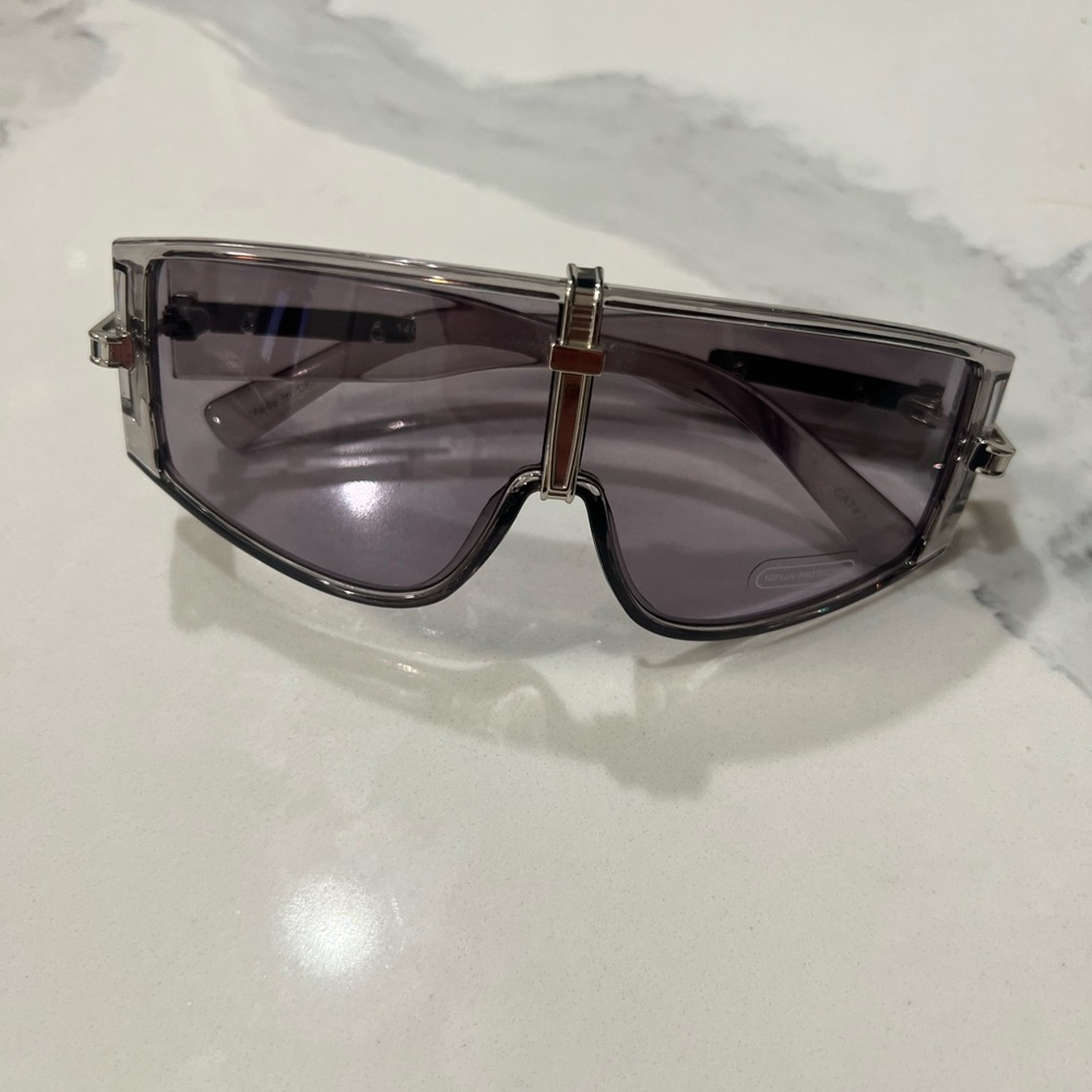 Stylish Gray Sunglasses